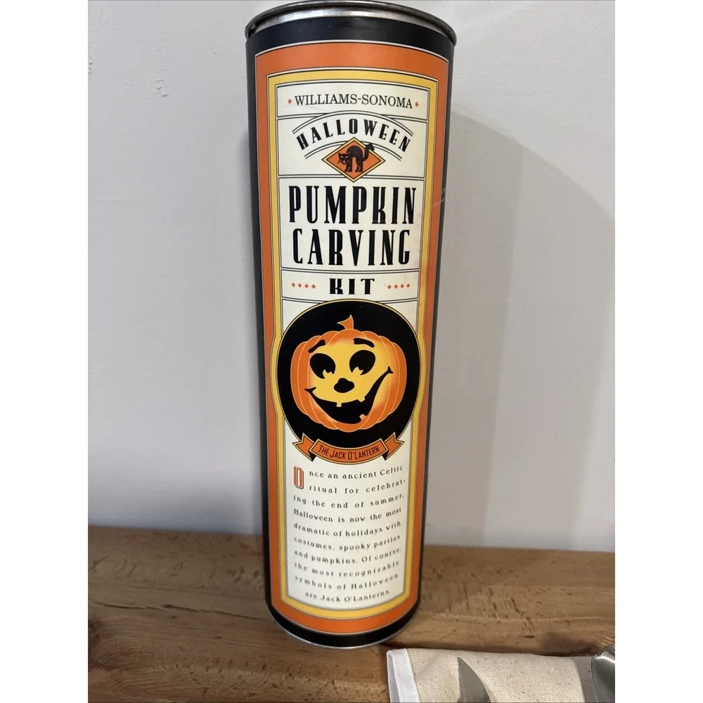 Williams Sonoma Halloween Pumpkin Carving Kit Tools Tube Apron Jack-o'-lantern